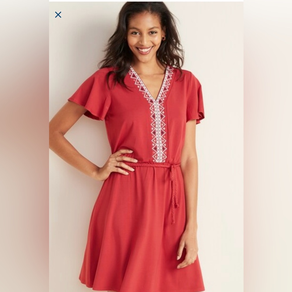 Old Navy Detailed V-neck Knit Dress